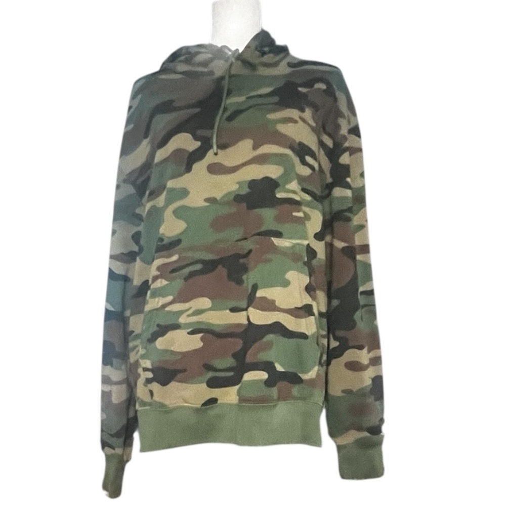 LCKR Camo Pullover Hoodie Men’s XL Green Camouflage Streetwear Sweatshirt Used
